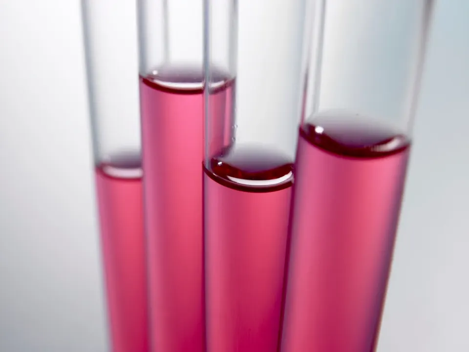 Lube and silicone toys: the compatibility rules